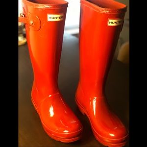 Hunter boots military gloss red